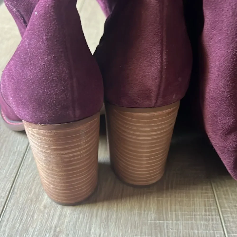 NWOB Kelsi Dagger Logan Over-The-Knee Burgundy Wine Suede Boots US 9